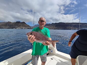 Vi fortsätter med tur och bra fiske!! White Marlin Gran Canaria